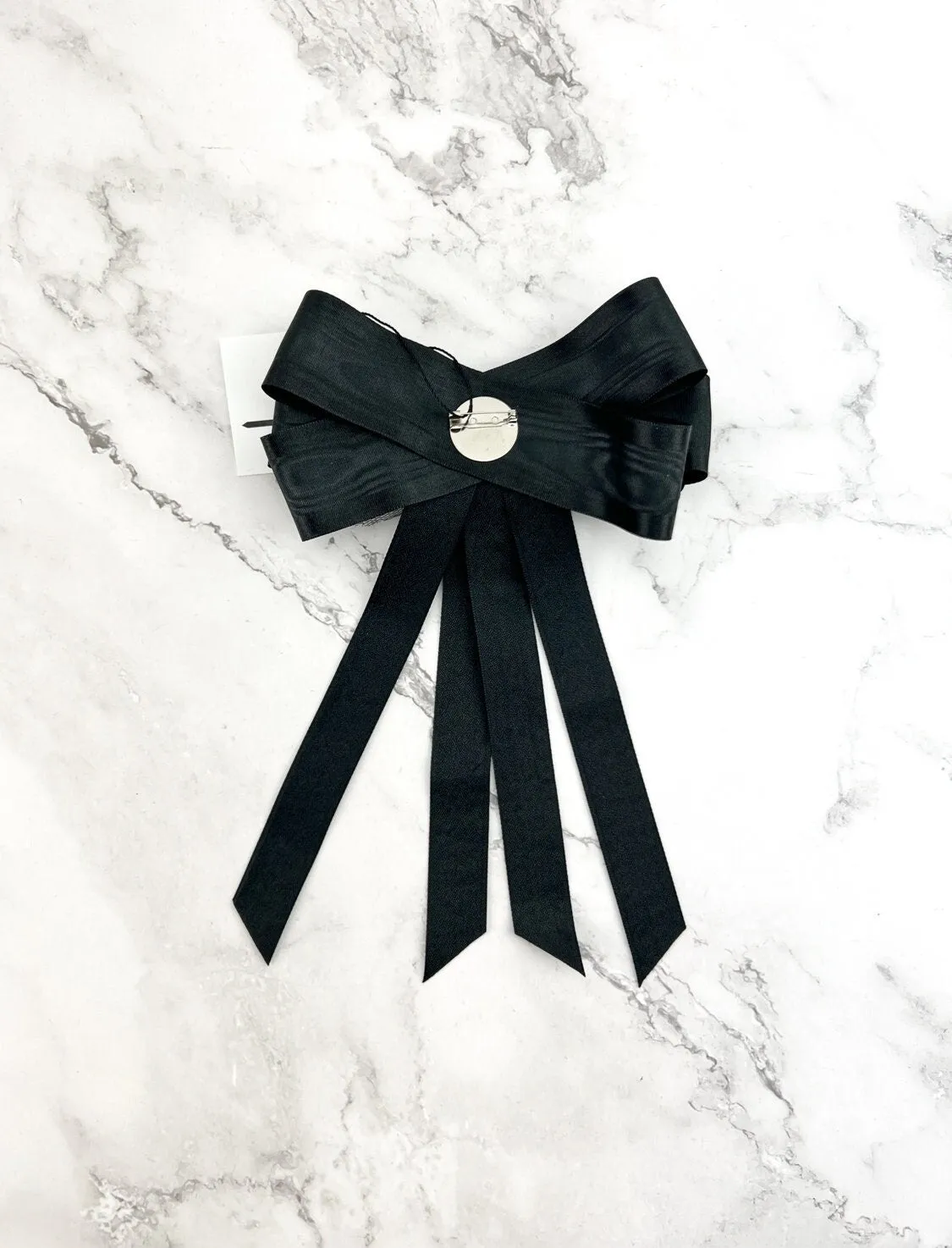 Black Ribbon Brooch JWY00038