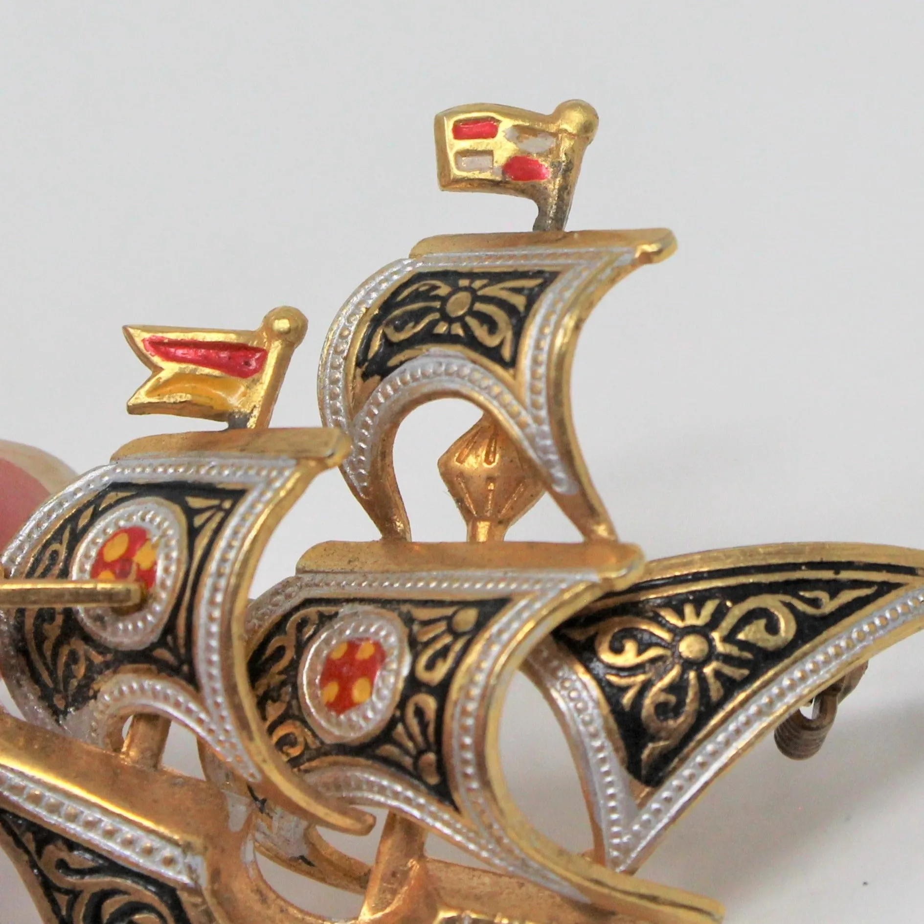 Brooch / Pin, Spain Damascene Style, Spanish Galleon Ship, Vintage