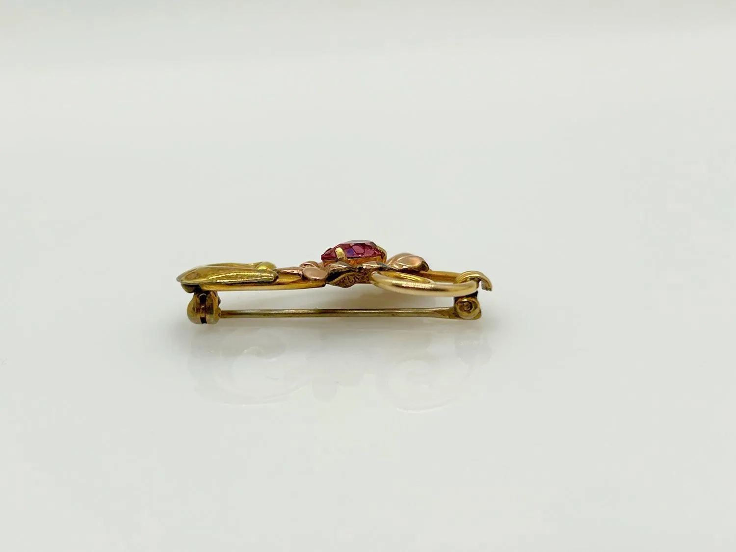 Charming Van Dell 1/20 12kt G.F. Floral Brooch. with Pink Stone