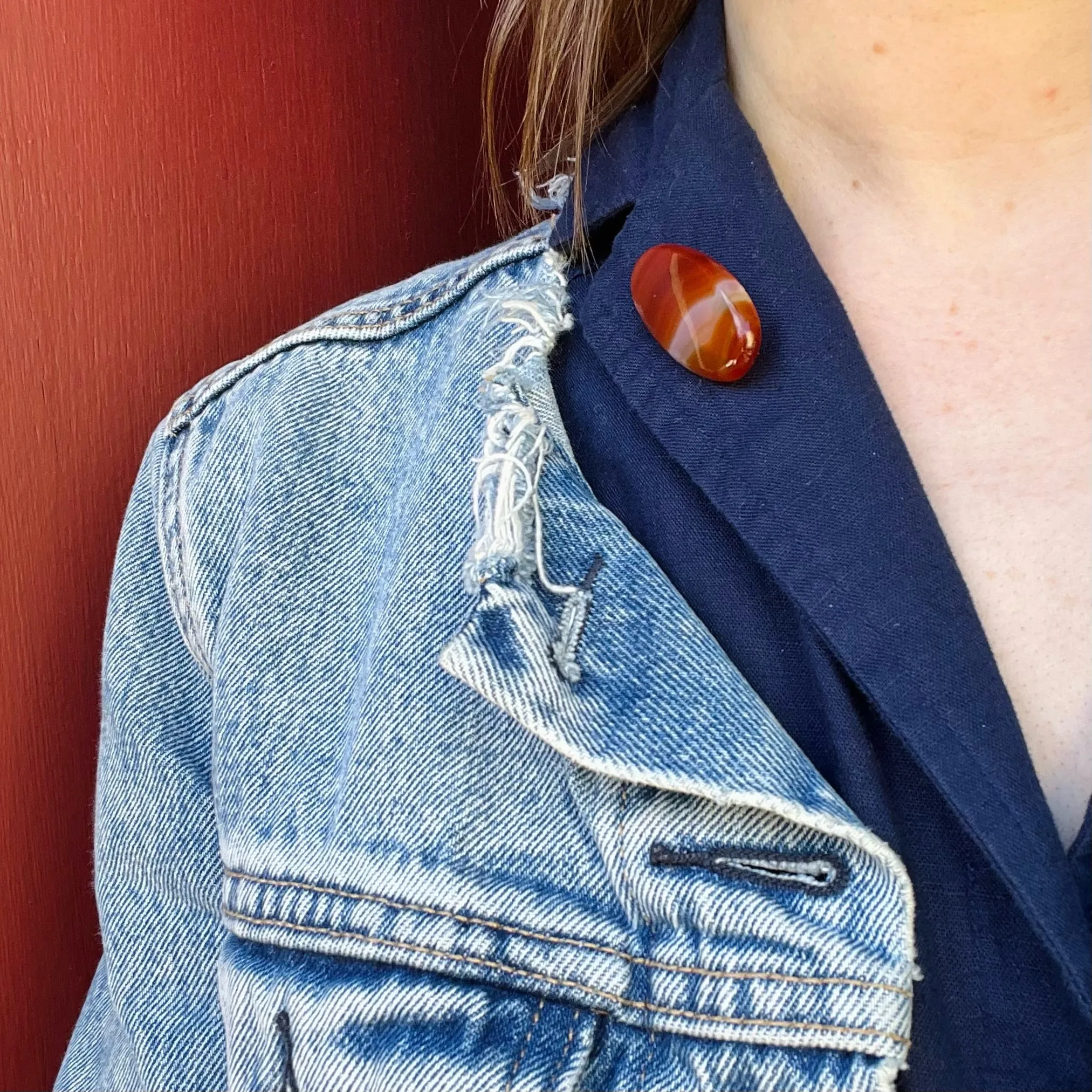 Glossy Banded Agate Antique Brooch