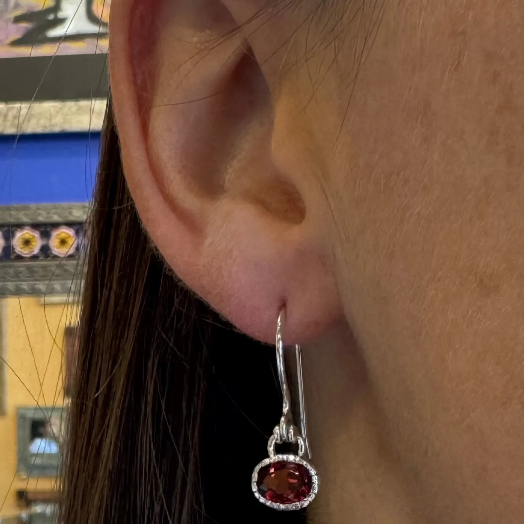 JD E70869 GARNET OVAL DANGLES