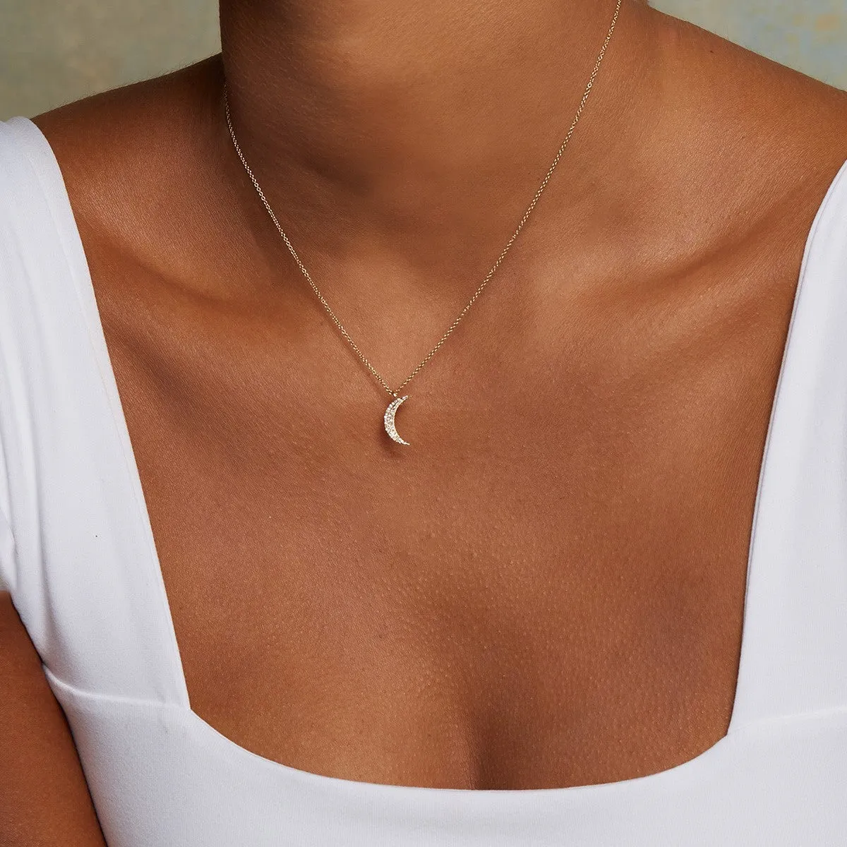 Moon Diamond 14kt Gold Pendant Necklace