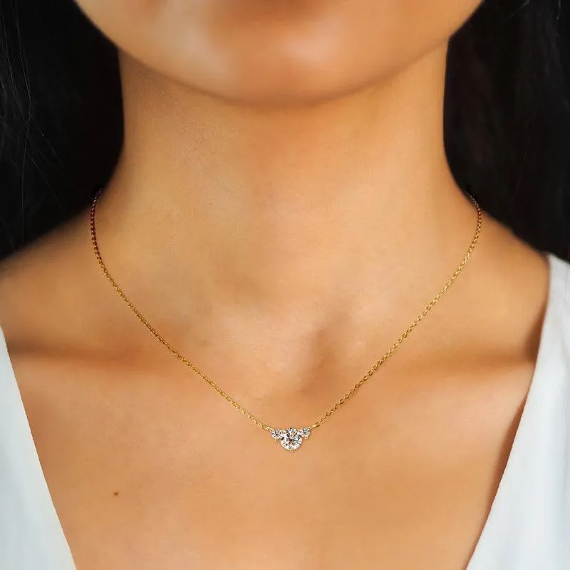 Romantic Smile Premium Moissanite Pendant Necklace