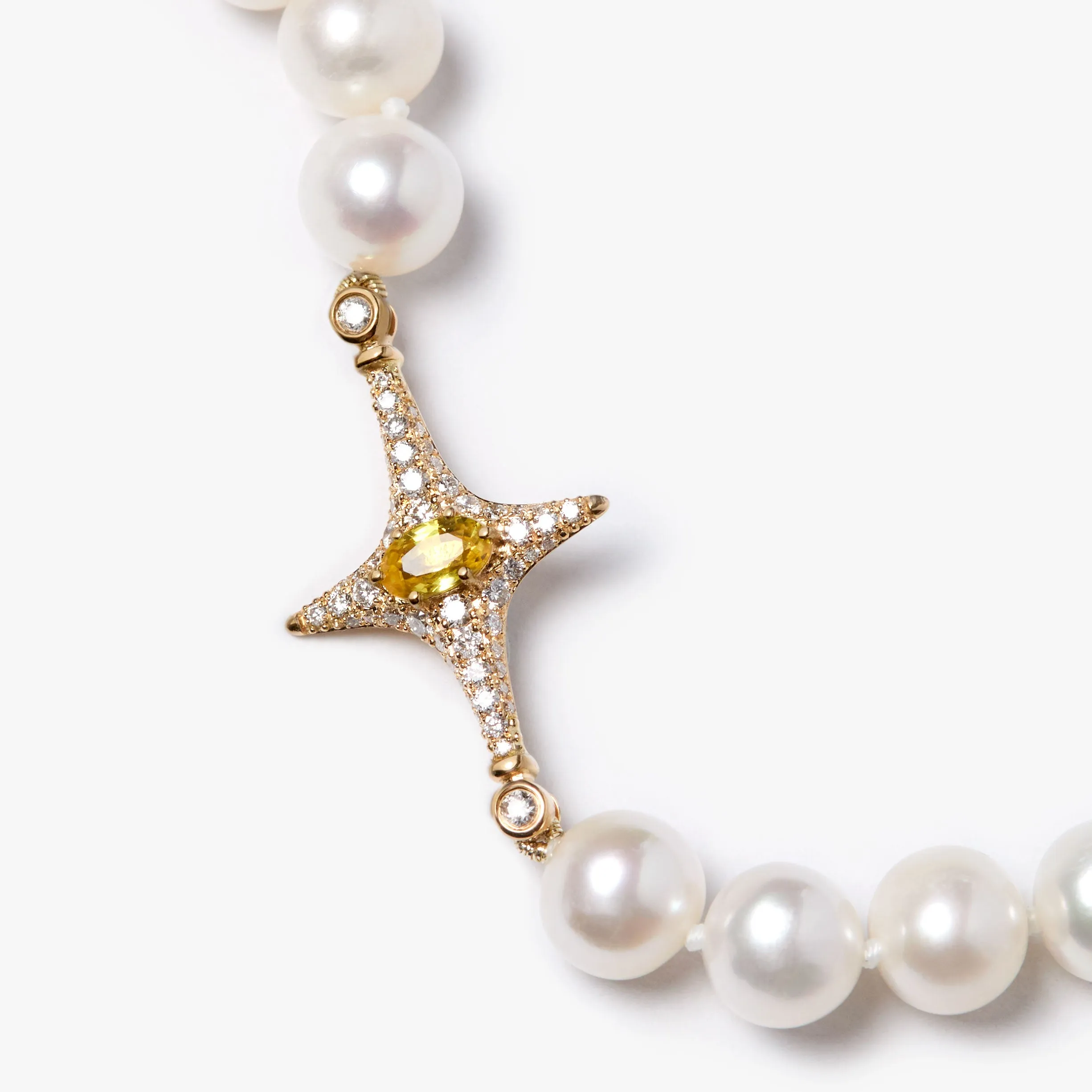 Selene Pearl Necklace