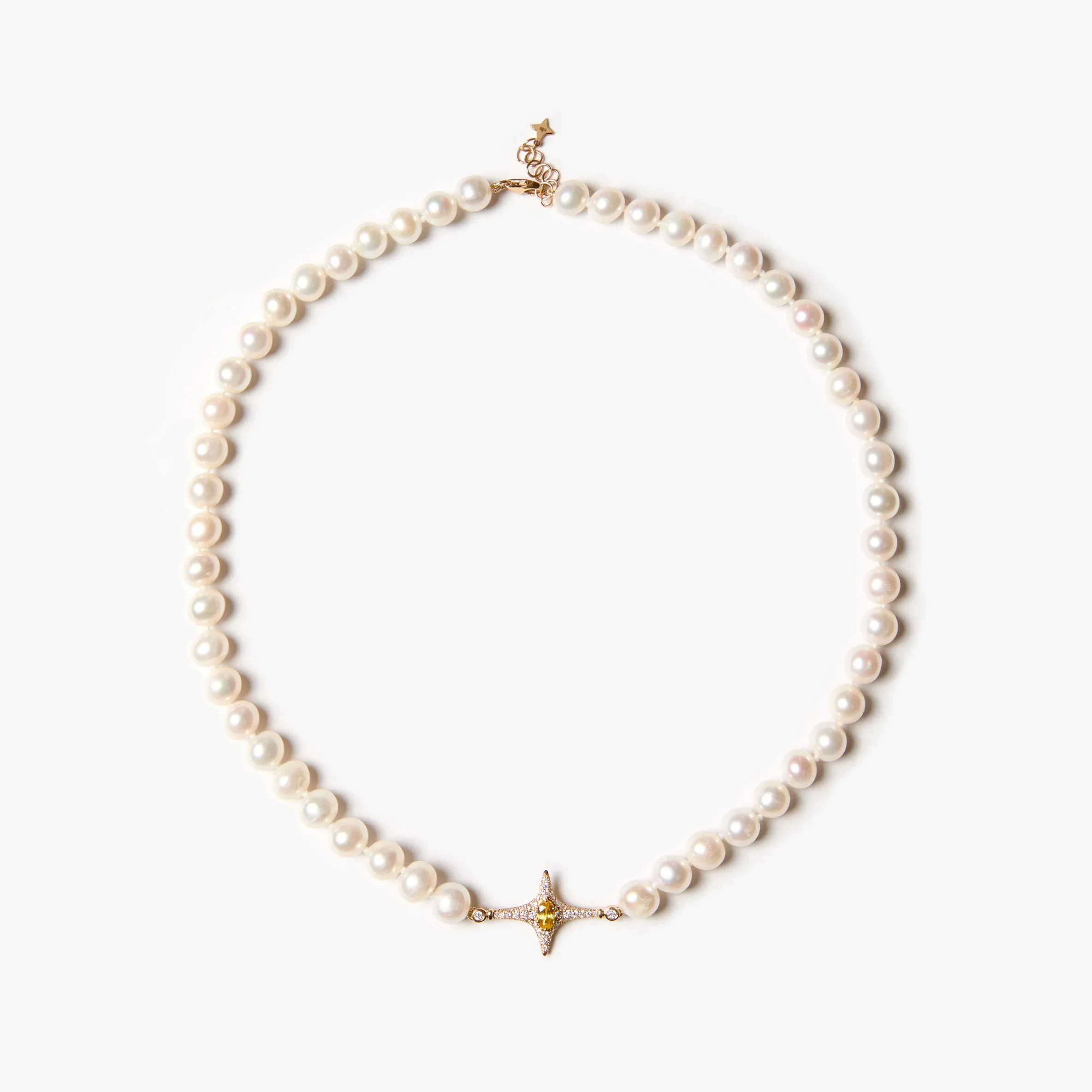 Selene Pearl Necklace