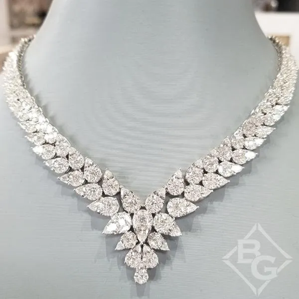 Simon G. 18K White Gold Graduating Pear shaped Diamond Necklace