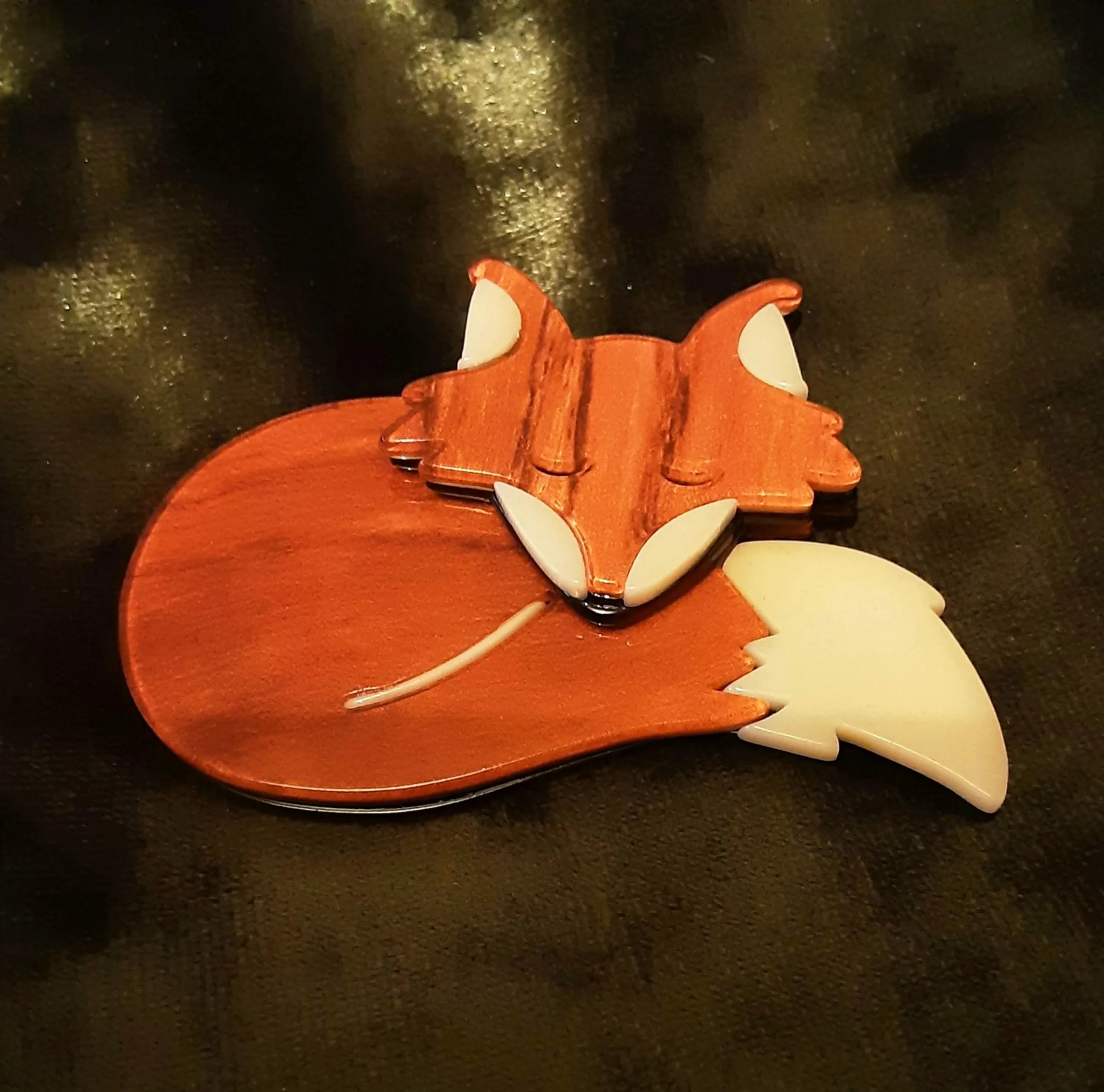 Sleeping Fox Brooch