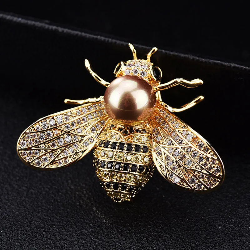 TEEK - Little Bee Brooch