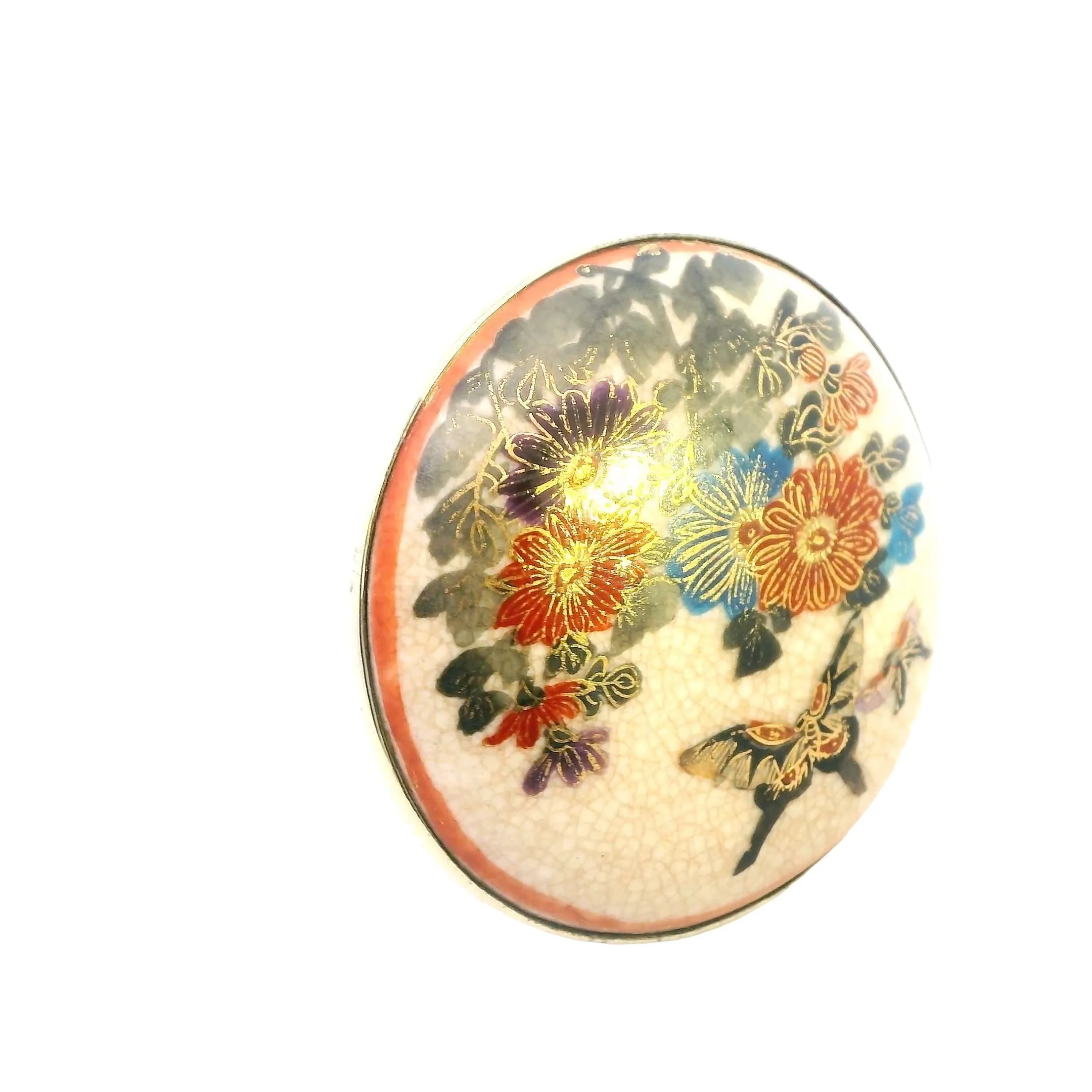 Vintage Elegance: Satsuma Gold-Plated Hand-Painted Porcelain Brooch