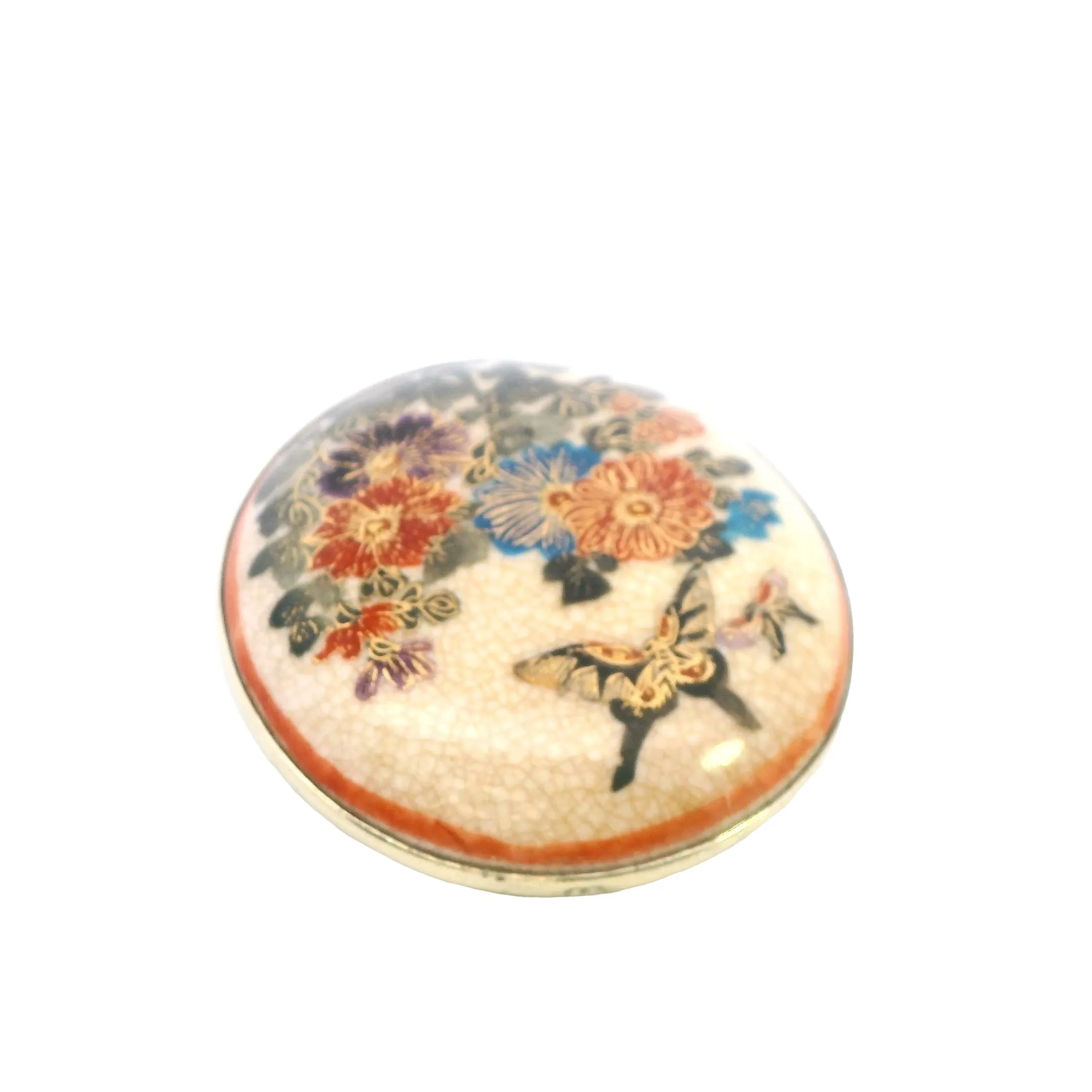 Vintage Elegance: Satsuma Gold-Plated Hand-Painted Porcelain Brooch